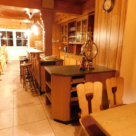 Ferienhaus Gast - Gästehaus Astenblick Auch Für Grosse Gruppen Geeignet